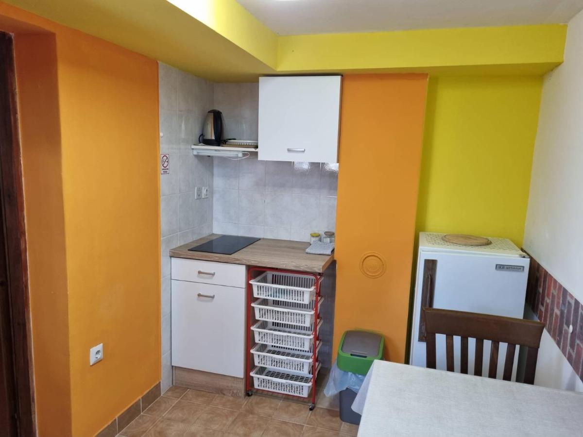 Apartments Jelena Peroj Extérieur photo